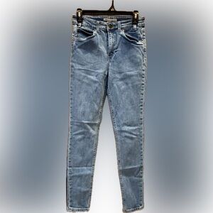 Levi’s 721 Vintage High Rise Skinny Jeans 27 Light Wash, EUC